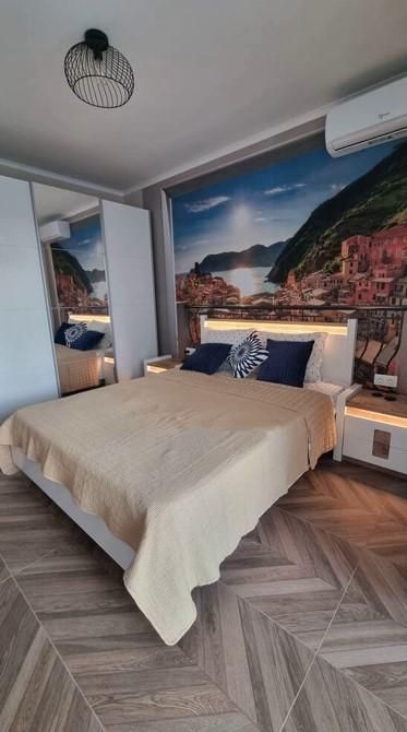 Дава се под наем Двустаен апартамент в Бургас, Сарафово - 75 кв.м за 714 € - Снимка #4