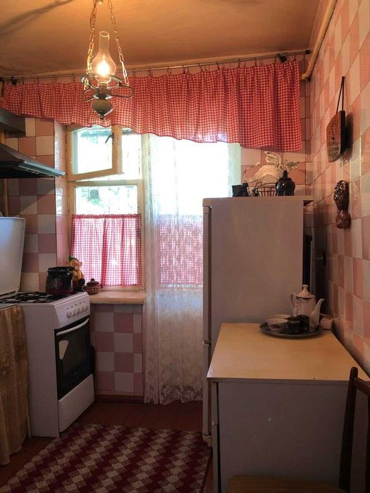 Уютная 2-комнатная квартира в кирпичном доме в центре Ферганы.