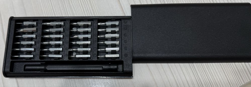 Продам набор насадок для отвертки