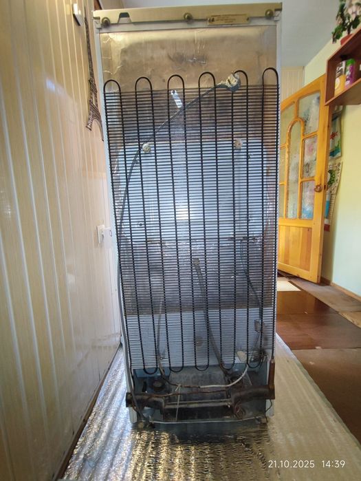 Продаю холодильник