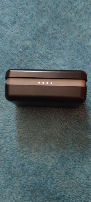 Căști Bluetooth cu dock