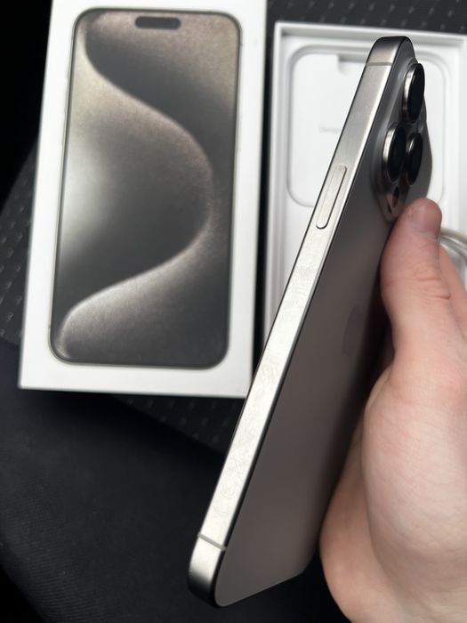 iPhone 15 Pro Max 256GB Natural Titanium