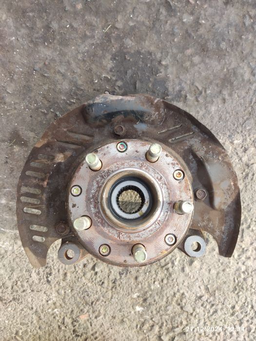 Ступица Субару перед и зад