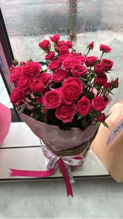 Цветы по акции.