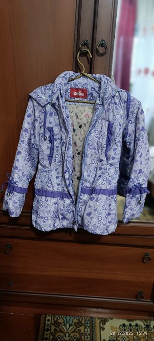 Куртки на девочку