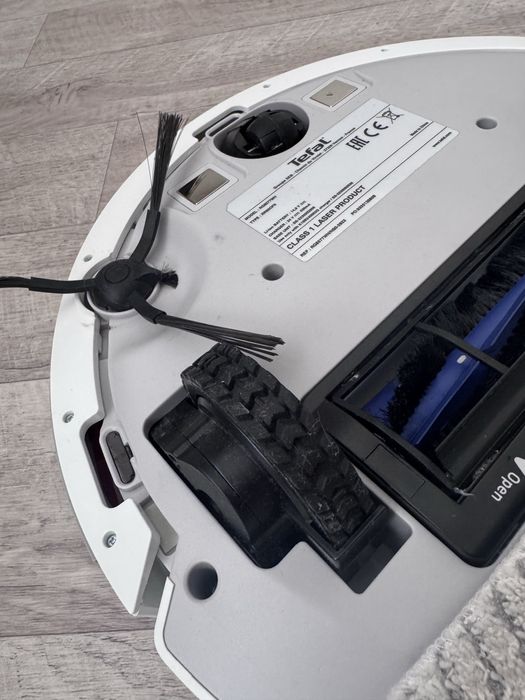 Продам робот пылесос