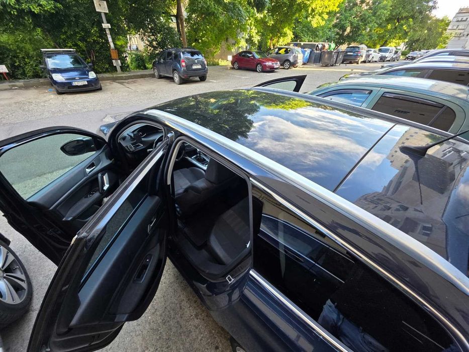 Vând peugeout 308