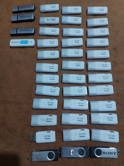 stik memorie 8 gb 40 buc