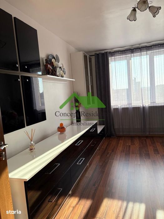 Apartament 3 camere, 72 mp, Bd. Regele Mihai I, Poșta 5