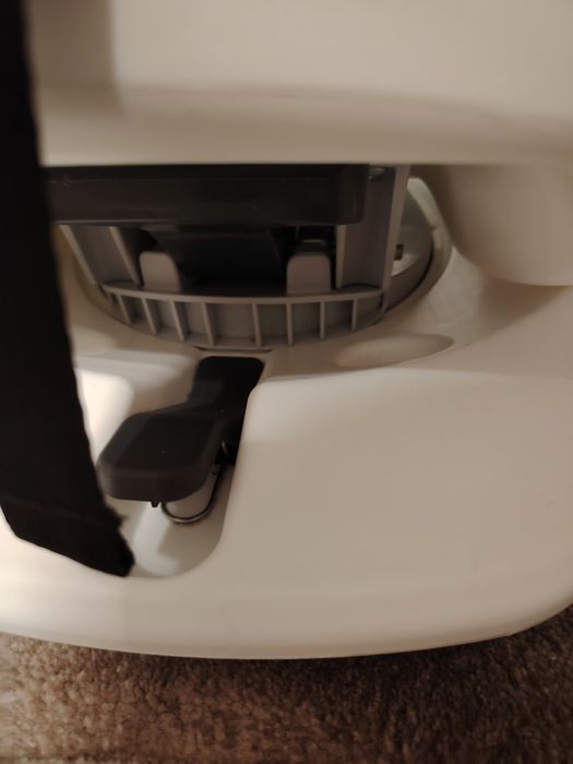 Scaun auto bebeluși/copii Lionelo Bastiaan rosu cu isofix
