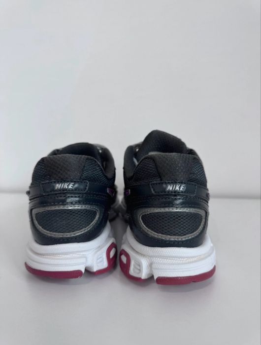 Adidasi nike sala/ alergat