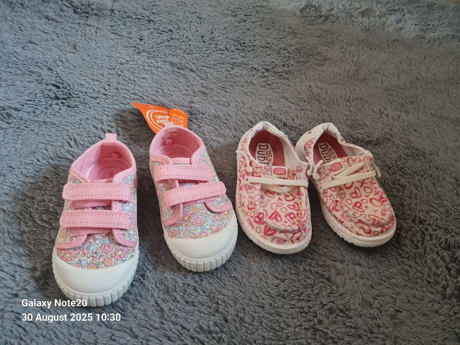 Tenisi 23 Converse, Hey Dude, USA