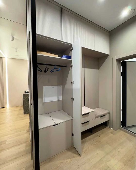 Mobilă orice dimensiuni și culori