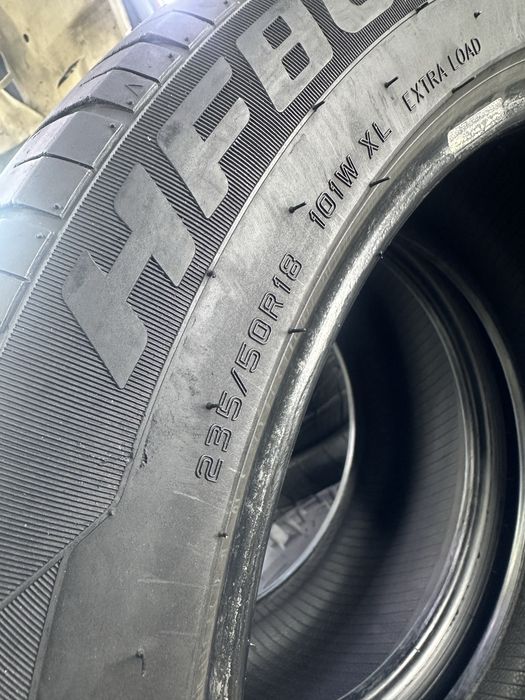 Шины 235/50R18 (2шт)