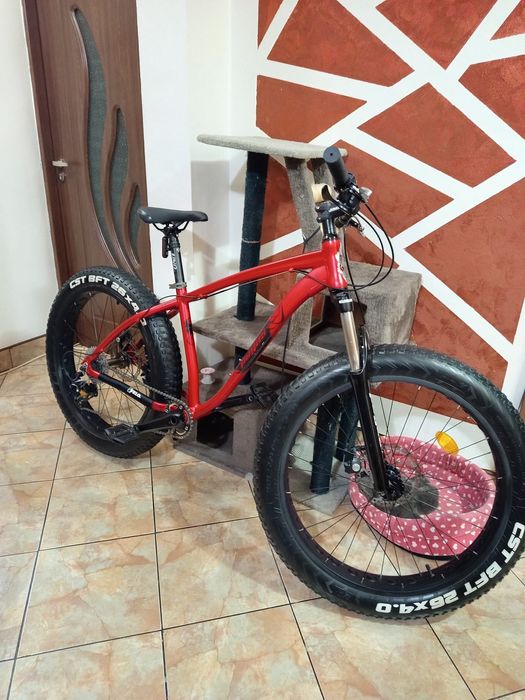 Vând bicicletă Fat bike Pegas