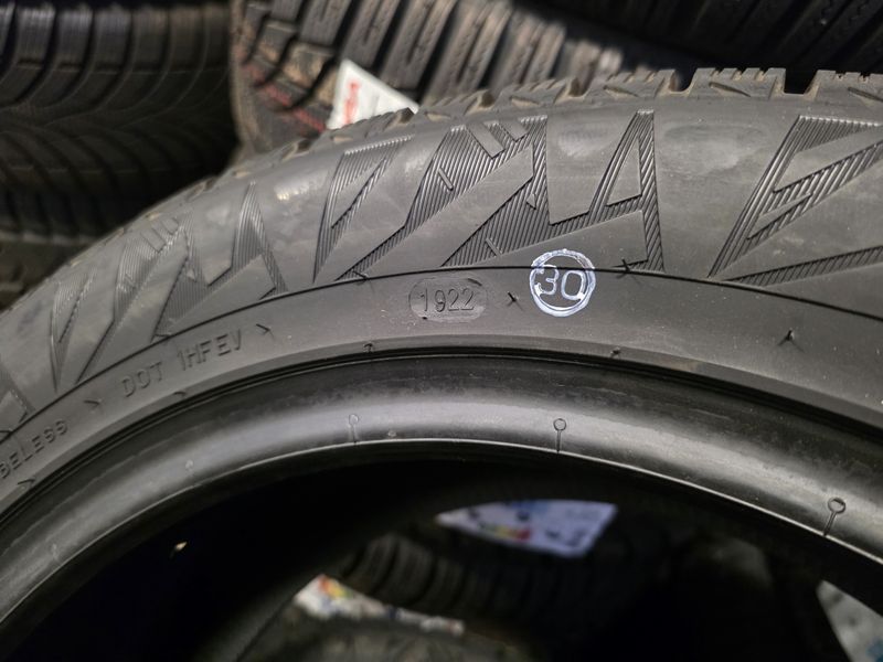 215/55/17 Cordiant 4бр