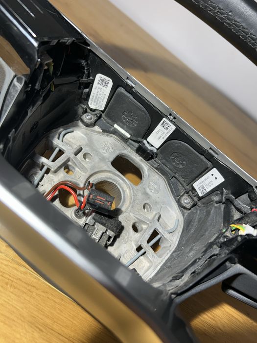 Volan  teșit Audi/ padele/ comenzi tactile