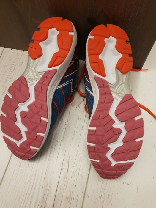 Нови дамски маратонки