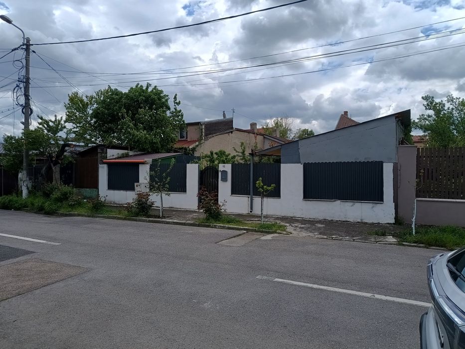 Teren + casa Sector 1 - Chitila