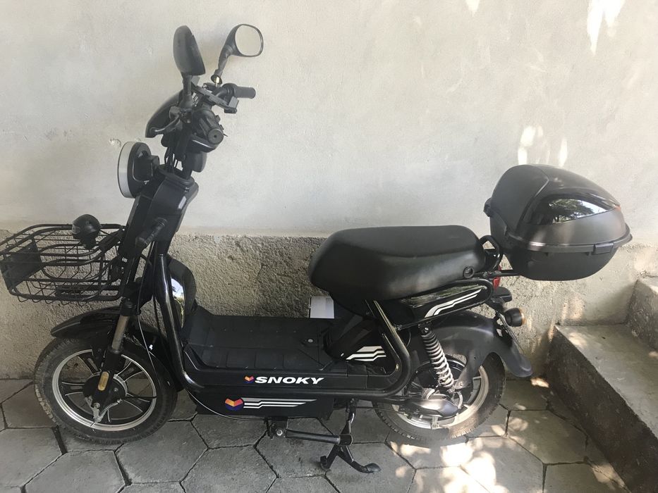 Skuter SNOKY moped