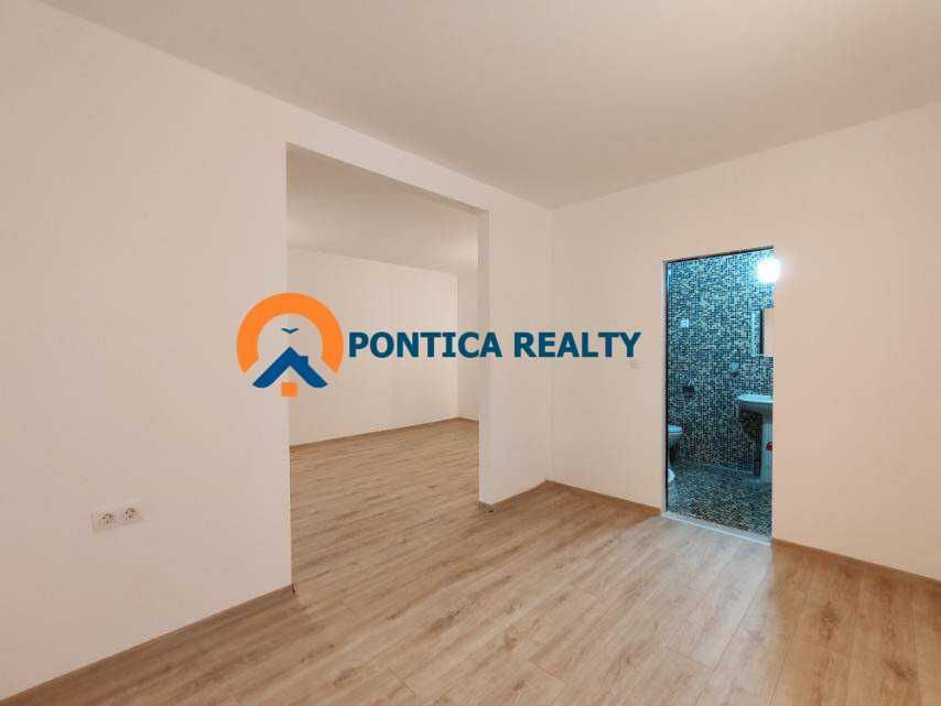Продава се Двустаен апартамент в Бургас, Сарафово - 49 кв.м за 677 €/кв.м - Снимка #1