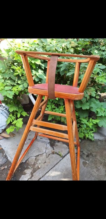 Продам стул для кормления