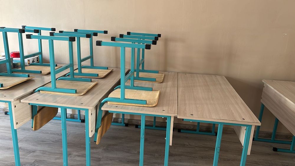 Парты школьные Б/У