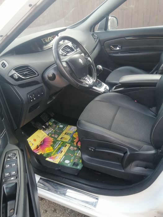 Renault scenic. 2013 motor 1.5 cm diesel.