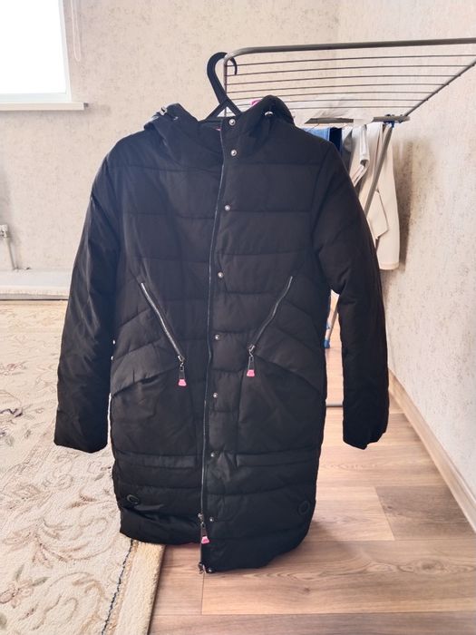 Продаю пуховик женский