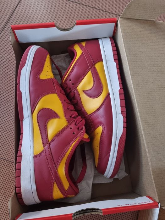 Adidasi nike dunk low retro