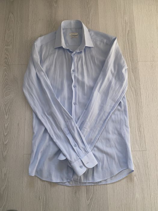 Рубашка голубая мужская