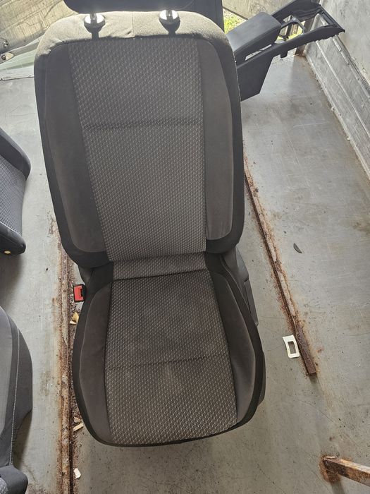 Салон  за  vw passat B8