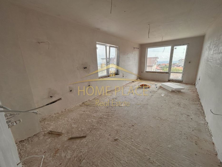 Двустаен апартамент  с паркомясто в кв. Виница