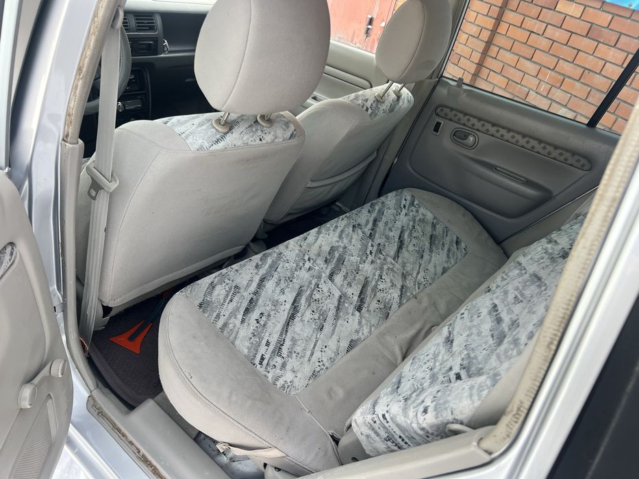 Продам мазда демио.