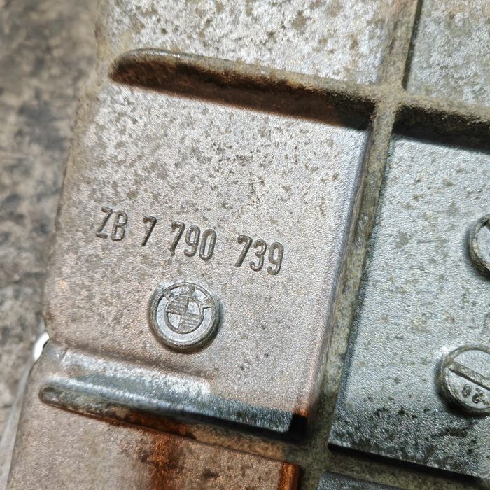 Baie ulei bmw x5 e53 euro 4 3.0d m57