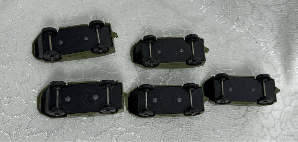 Игрушки, машинки, БТР