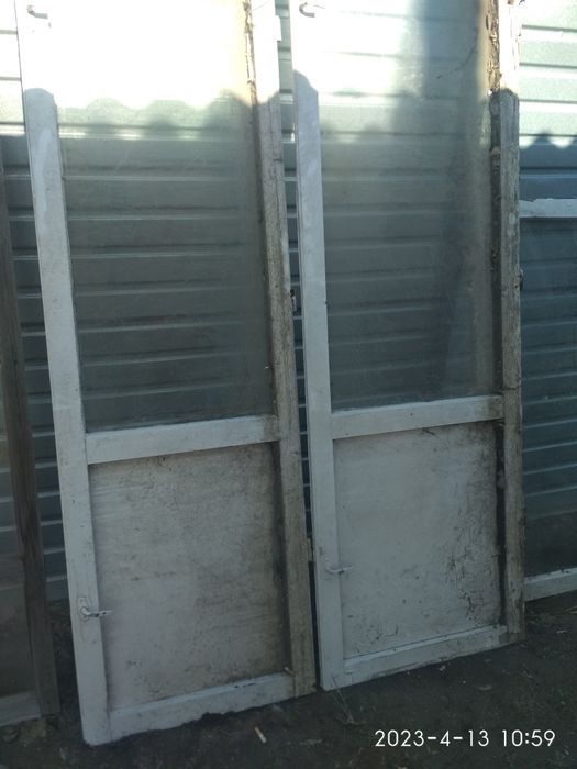 Продам рамы оконые