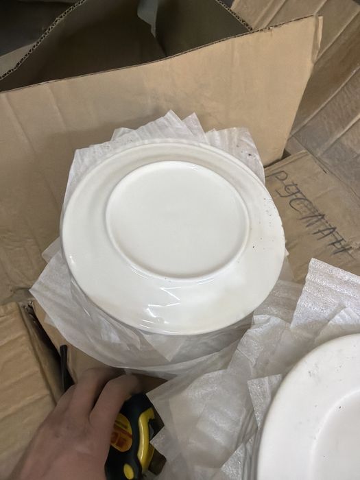 Продам тарелки новые