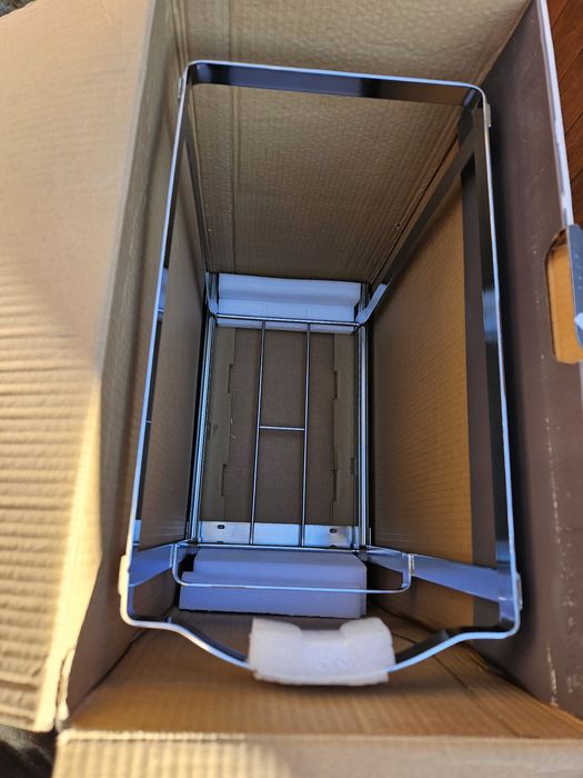 Издърпващ се кош за кухненски шкаф,