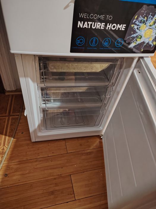 Продам холодильник