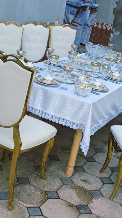 Prakat stol stul chinni samovar prakatga beriladi 24/7hizmatingizdamiz