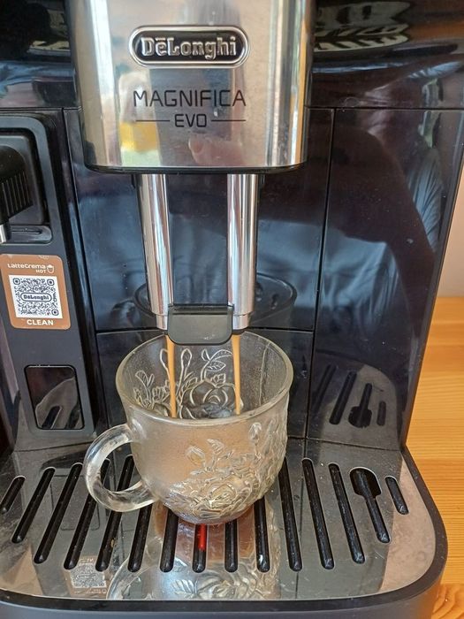 Кафеавтомат Delongi Magnifika Evo