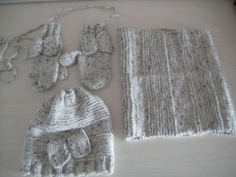 Set Caciula,manusi si fular rotund,9 ani in sus,ca noi