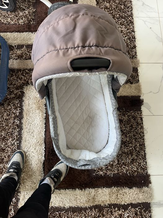 Set se vinde totul la 400 lei