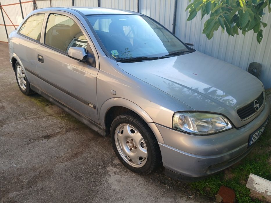 Opel Astra           .