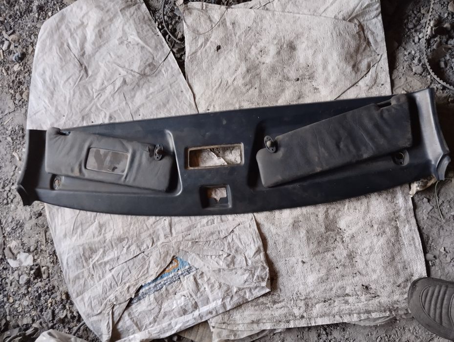 Перед панель потолка Мерседес 190 продам