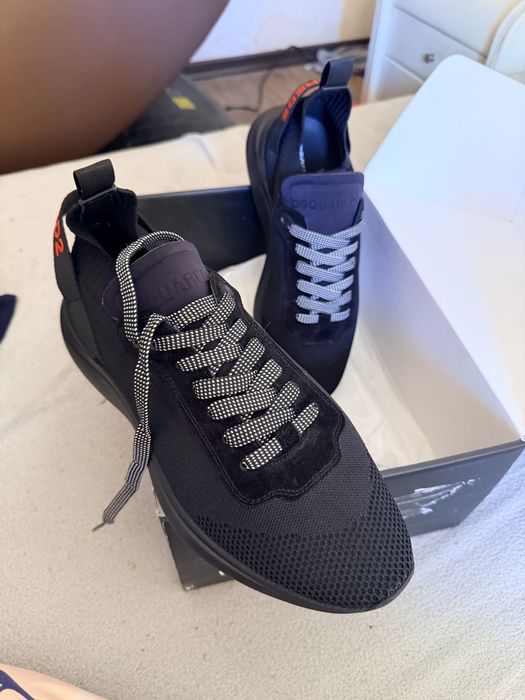 DSQUARED2 Fly marimea 43, Originali noi in cutie cumparati cu 1470