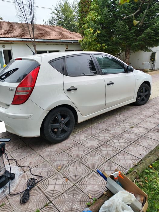 HYUNDAI i30 2011 — imagine 5