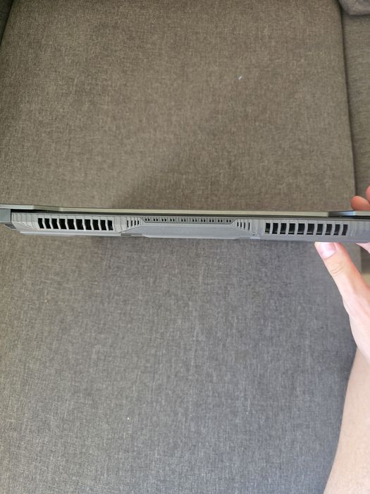 Laptop Asus tuf f15 2024 rtx 4060 i7 13620h