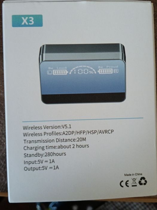 Căști wireless cu baterie de capacitate mare.
